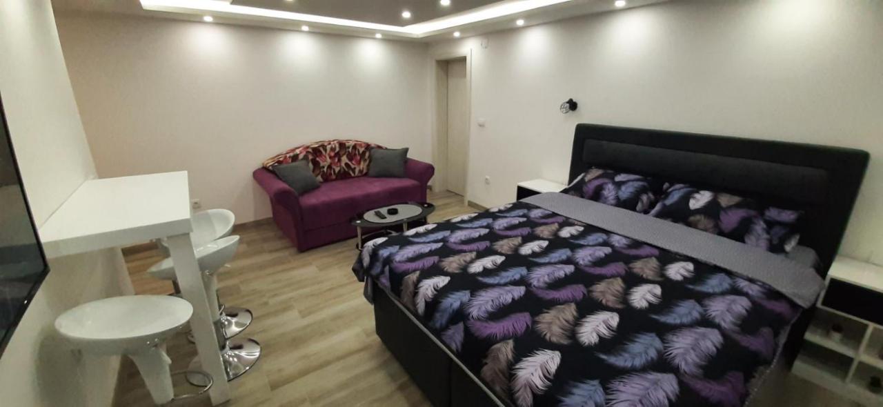 Adrijana 2 Apartmani Vrnjačka Banja Dış mekan fotoğraf